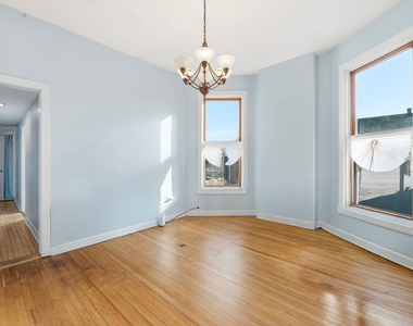 1637 S Saint Louis Avenue - Photo Thumbnail 3