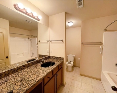 1821 Bridle Road - Photo Thumbnail 17