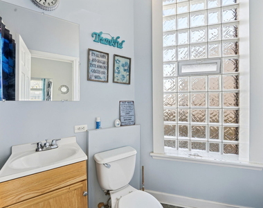 1637 S Saint Louis Avenue - Photo Thumbnail 17