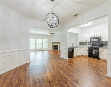 4922 Sherwood Way - Photo Thumbnail 2