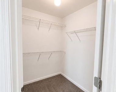 4922 Sherwood Way - Photo Thumbnail 18