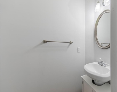 4922 Sherwood Way - Photo Thumbnail 7