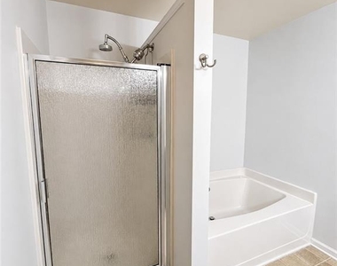 4922 Sherwood Way - Photo Thumbnail 15