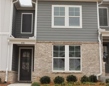 495 Crown Drive - Photo Thumbnail 1
