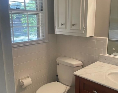 5416 N Richland Creek Road - Photo Thumbnail 13