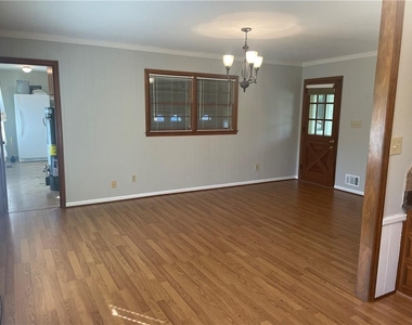 5416 N Richland Creek Road - Photo Thumbnail 3