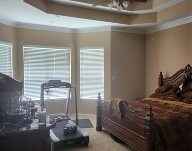 4627 Lake Knoll Court - Photo Thumbnail 11