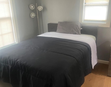 3209 Ennis Street - Photo Thumbnail 5