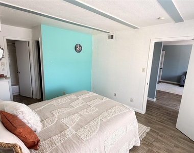 6200 W Tidwell Road - Photo Thumbnail 8