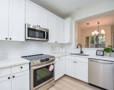 134 Magnolia Pond Place - Photo Thumbnail 19