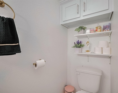 6725 Avenue K - Photo Thumbnail 16