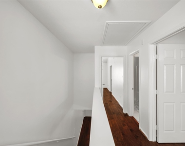 1719 Redwing Bluff Drive - Photo Thumbnail 17
