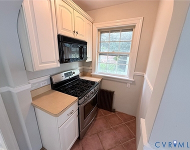 1724 Wilmington Avenue - Photo Thumbnail 5