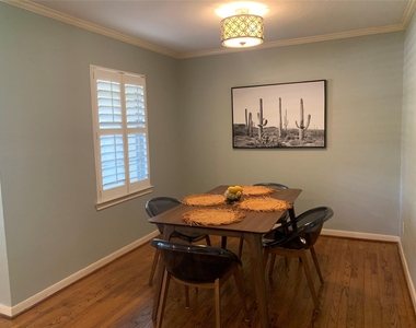 9626 Long Branch Lane - Photo Thumbnail 8