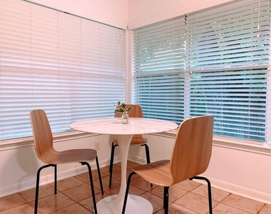 9626 Long Branch Lane - Photo Thumbnail 5