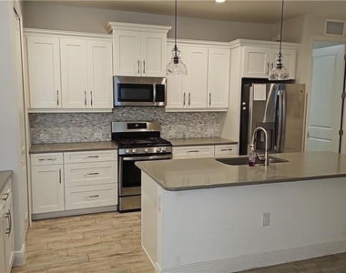 2305 Ariane Drive - Photo Thumbnail 23