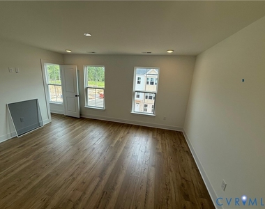 15390 Oasis Sun Alley - Photo Thumbnail 6