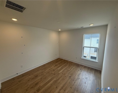 15390 Oasis Sun Alley - Photo Thumbnail 10