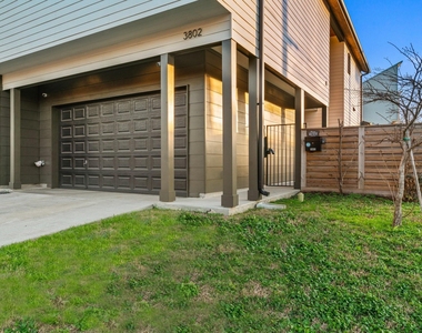 3802 Commerce Street - Photo Thumbnail 43