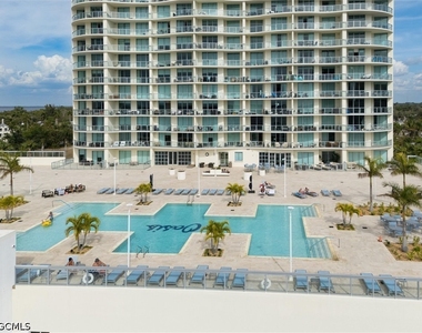 3000 Grand Oasis - Photo Thumbnail 28