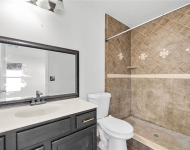918 Acroft Avenue - Photo Thumbnail 14