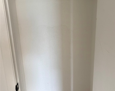 2855 Winkler Avenue - Photo Thumbnail 13
