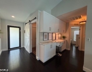 4104 Sw 15 Avenue - Photo Thumbnail 4