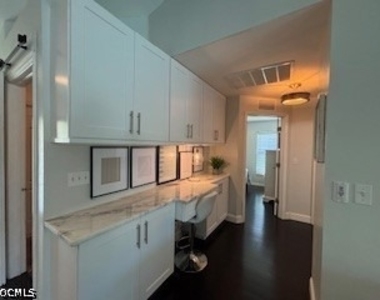 4104 Sw 15 Avenue - Photo Thumbnail 5