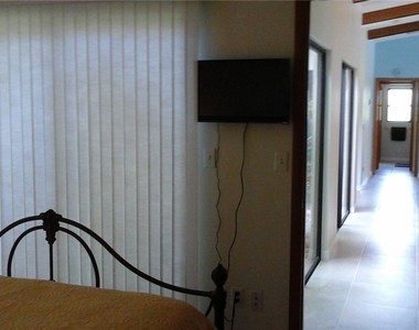 4011 Sw 2nd Avenue - Photo Thumbnail 23