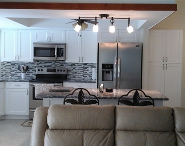 4011 Sw 2nd Avenue - Photo Thumbnail 8