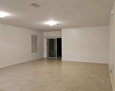 114 Se 3rd Street - Photo Thumbnail 1
