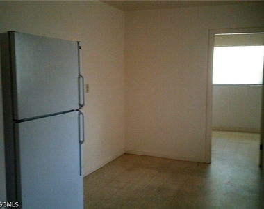 1405 Juddale Street E - Photo Thumbnail 6