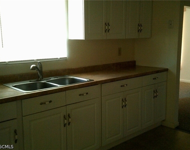 1405 Juddale Street E - Photo Thumbnail 8