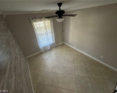 3313 35th Street W - Photo Thumbnail 5
