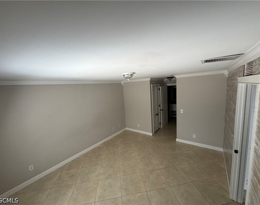 3313 35th Street W - Photo Thumbnail 9