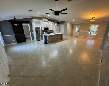 3313 35th Street W - Photo Thumbnail 3