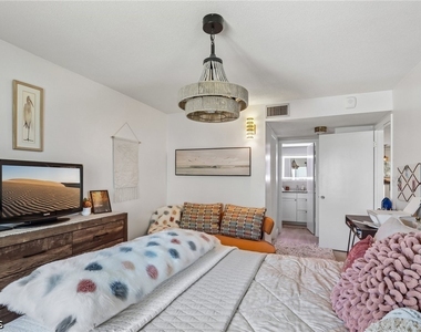 7400 Estero Boulevard - Photo Thumbnail 15