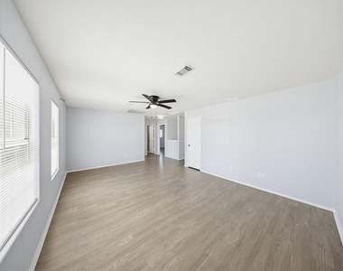 627 Regal Hollow Lane - Photo Thumbnail 20