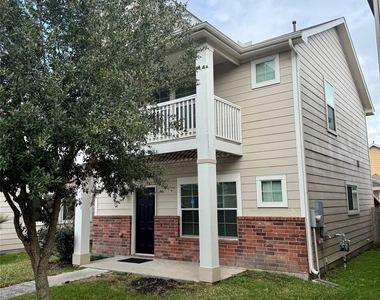 11930 Jelicoe Drive - Photo Thumbnail 1
