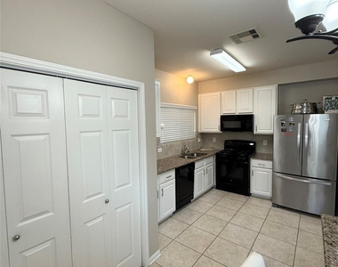 11930 Jelicoe Drive - Photo Thumbnail 22