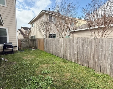11930 Jelicoe Drive - Photo Thumbnail 27