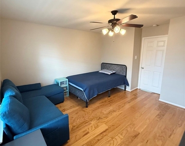 11930 Jelicoe Drive - Photo Thumbnail 11