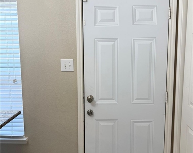 11930 Jelicoe Drive - Photo Thumbnail 24
