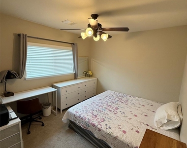 11930 Jelicoe Drive - Photo Thumbnail 15
