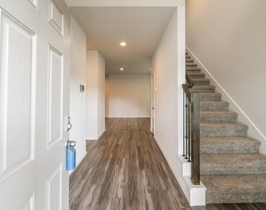 16856 Pink Wintergreen Drive - Photo Thumbnail 6