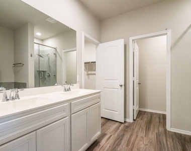 16856 Pink Wintergreen Drive - Photo Thumbnail 3