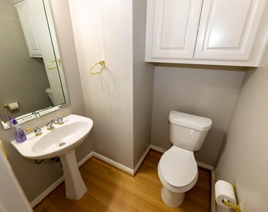 2435 Thorndon Park Court - Photo Thumbnail 28