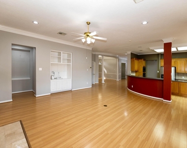 2435 Thorndon Park Court - Photo Thumbnail 19