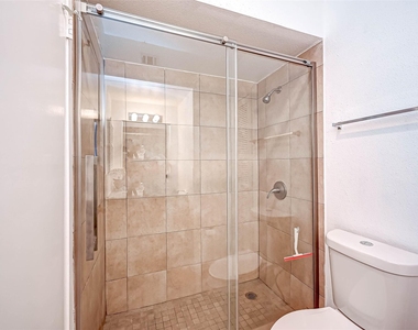 2232 S Piney Point Road - Photo Thumbnail 21