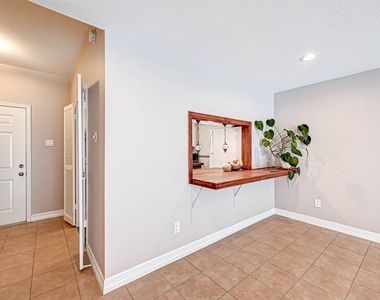 2232 S Piney Point Road - Photo Thumbnail 14